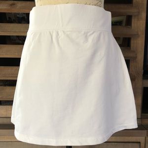 Baypointe Ladies Small White Circle Skirt